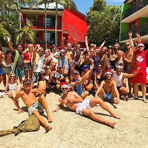 https://mooloolaba-backpackers.queenslandhotels.net